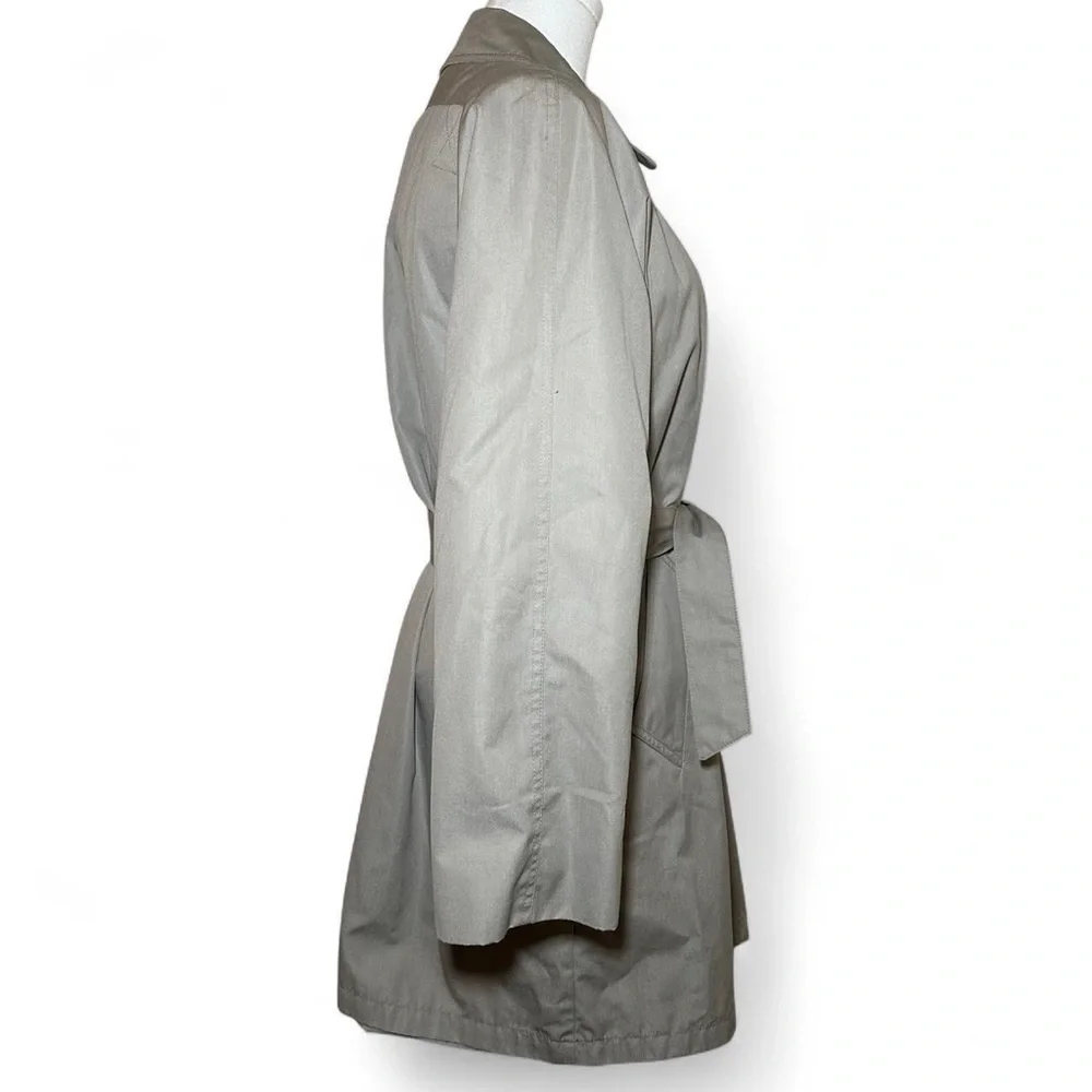 London Fog Classic Tan Trench Coat - Picture 5 of 8